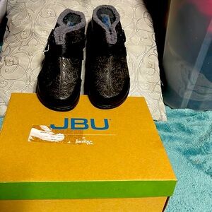Black clogs from JBU size 10 new